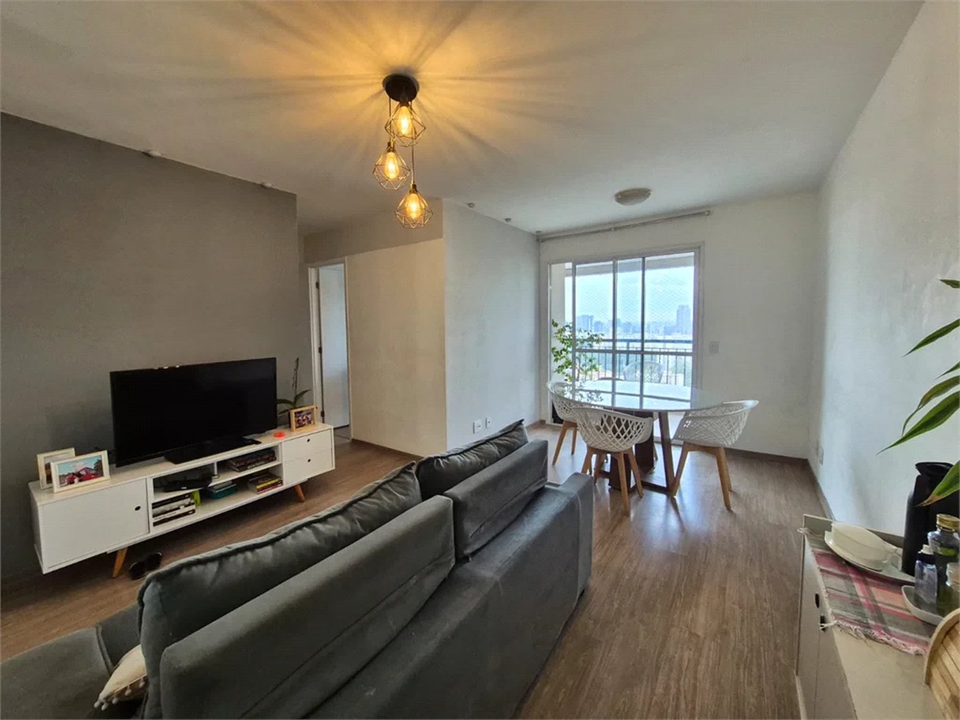 Apartamento à venda no Morumbi - são 70m2, 3 quartos, 1 suíte, 1 vaga coberta