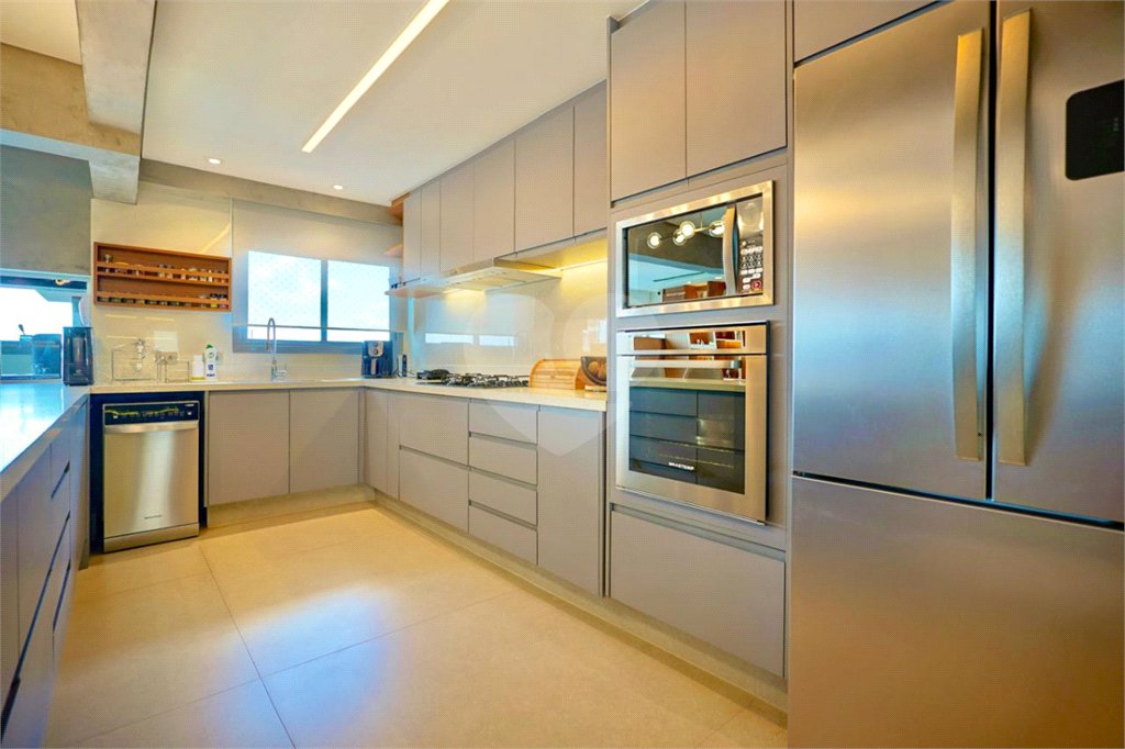 Apartamento para venda em Jardim Prudência com 3 quartos, sendo 3 suítes , 190m²