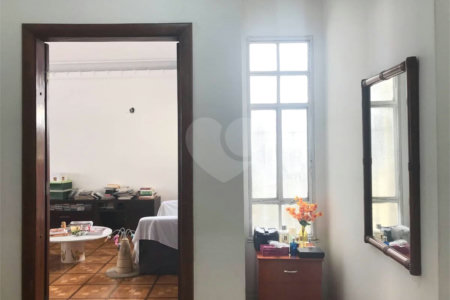 Apartamento na Bela Vista de 345m2 com 4 quartos (sendo 1 suíte.