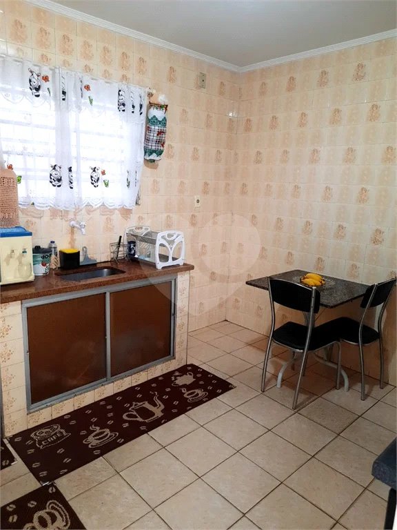 Três casas em terreno de 402m² , à venda no bairro Barcelona em São Caetano do Sul.
