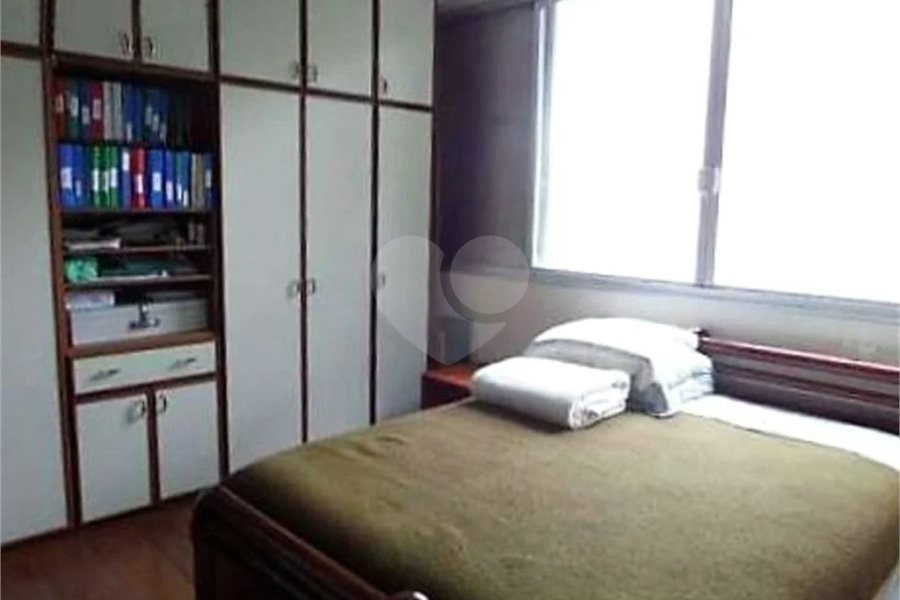 Apartamento próximo ao Metro com 03 dormitórios e 01 Suíte, 2 vagas á venda na Vila Mariana!