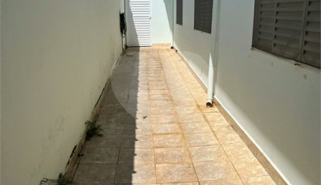 Casa à venda com 3 quartos, sendo 1 suíte,  em Jardim Santo André, São João da Boa Vista, SP