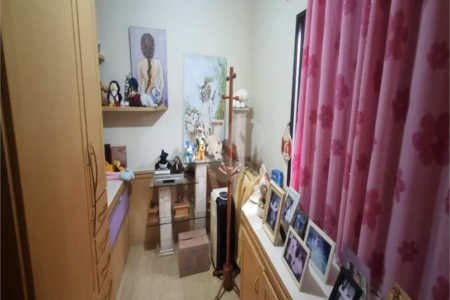 Sobrado à Venda na Aclimação - 150 m² - 2 Salas, 3 Dorms, 2 Vagas.