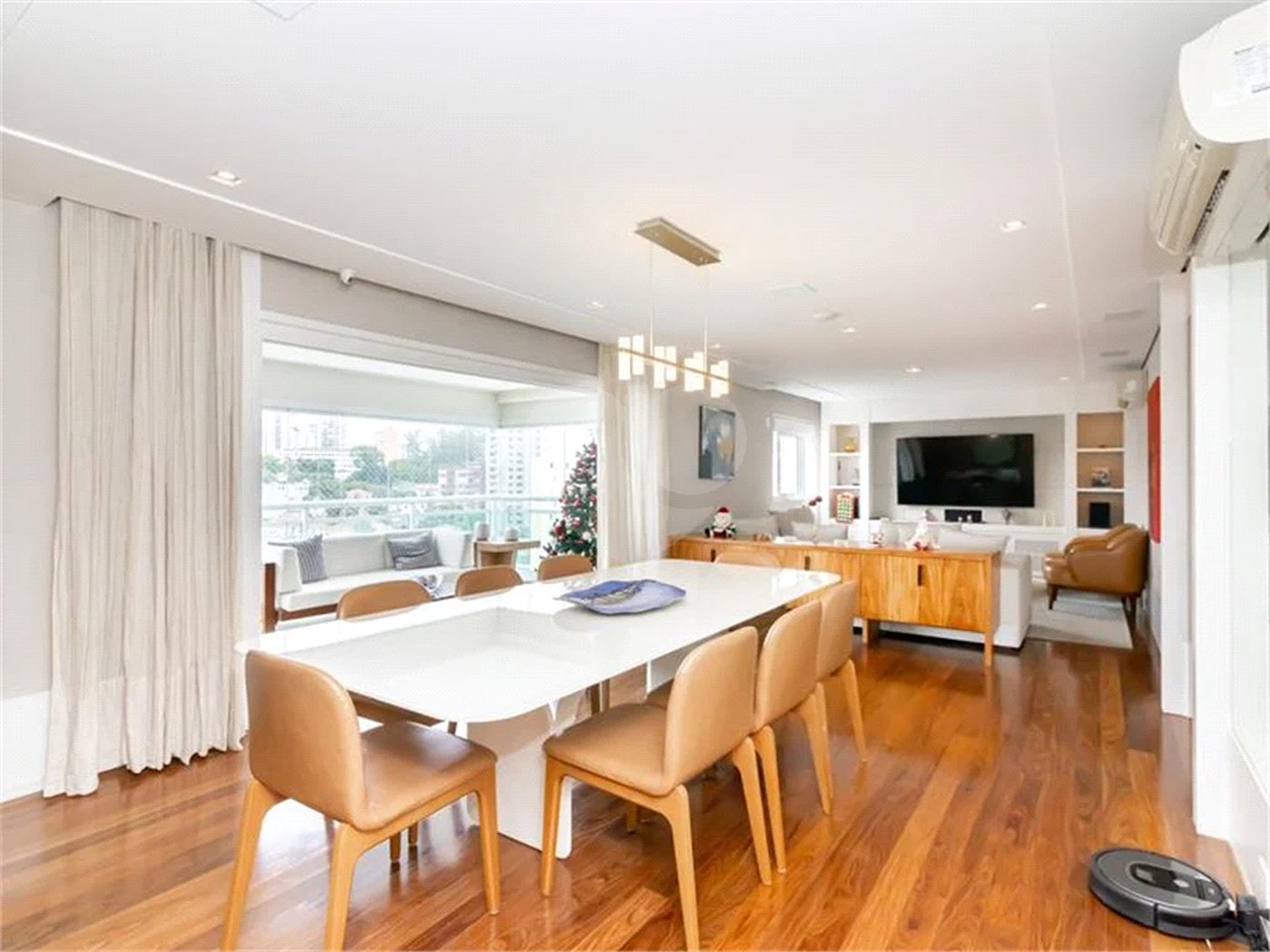 Apartamento à venda com 3 suítes em Vila Mariana, São Paulo, SP