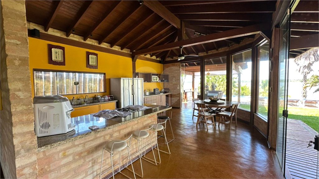Casa para venda no Condomínio Vivenda do Broa.
