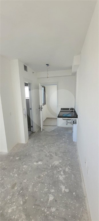 Studio 21m² próximo ao metrô Paraíso com lazer