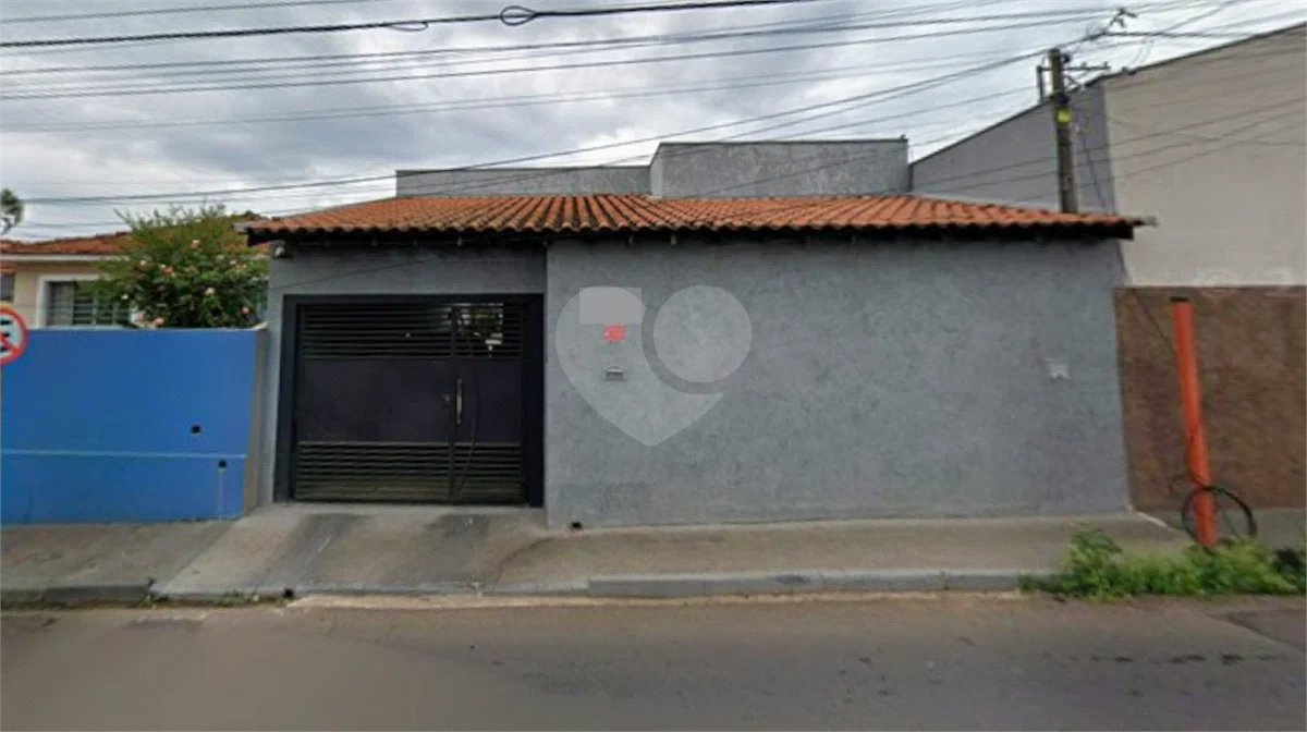 Casa térrea 3 dormitórios com piscina e área Gourmet à venda São Carlos