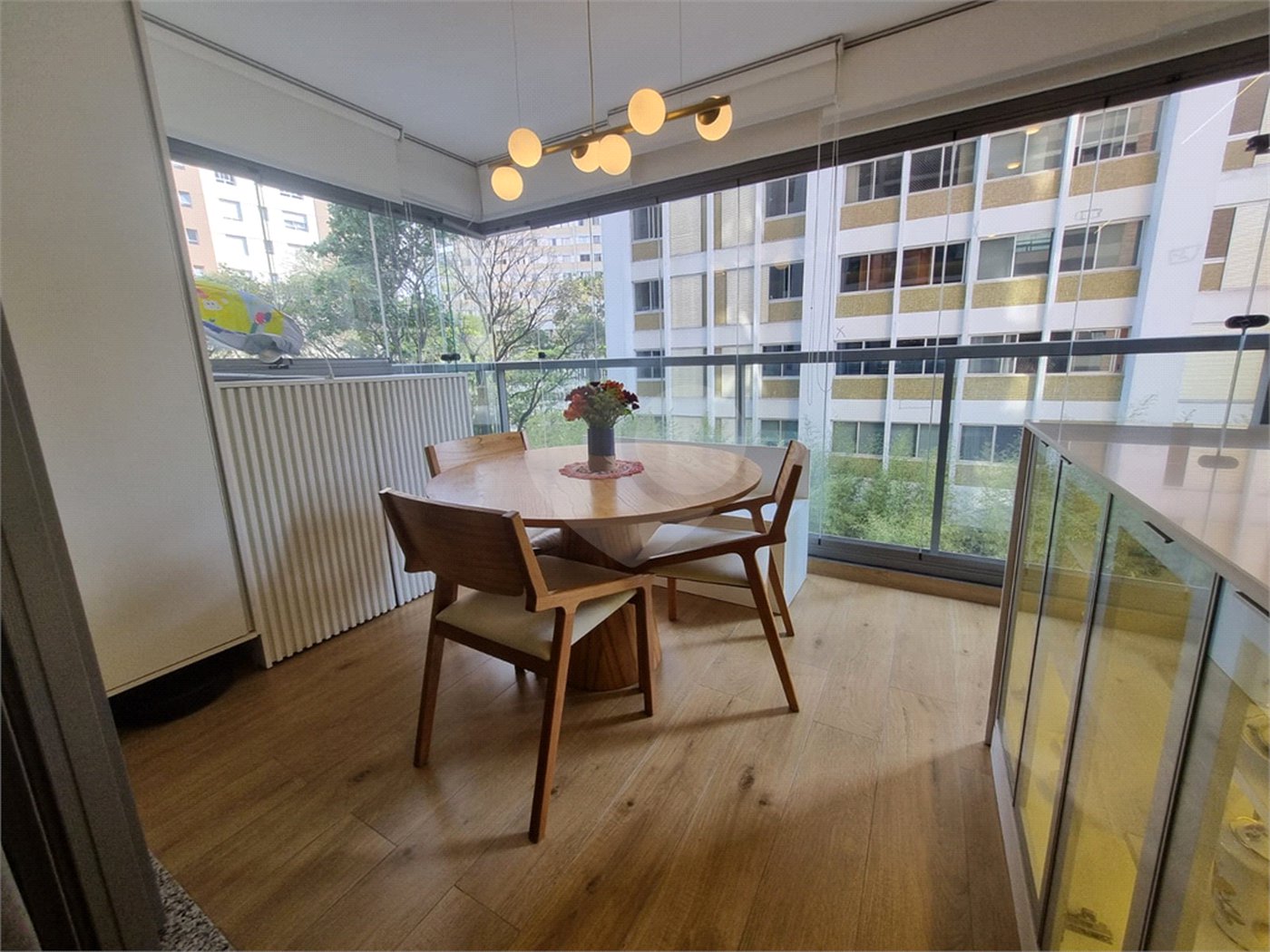 Apartamento venda. Domy Vila Mariana. 2 quartos (1 suíte). 1 vaga. Entrar e morar