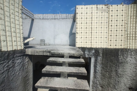 Terreno 810 metros à venda em Atibaia com projeto aprovado exclusivo de alto padrão com construção inacabada