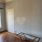 Casa Térrea com 3 dormitórios.