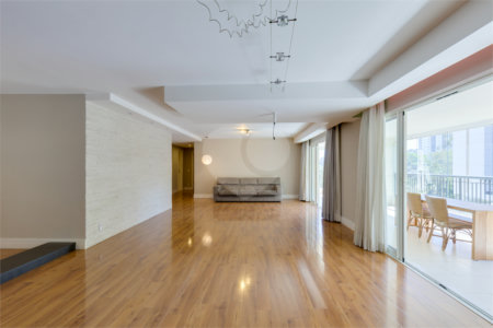 Apartamento para alugar com 4 suítes em Alto da Boa Vista, São Paulo, SP