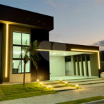 Casa térrea 3 dormitórios (3 suítes), espaço gourmet, piscina, 2 vagas garagem, condomínio fechado com ampla área lazer