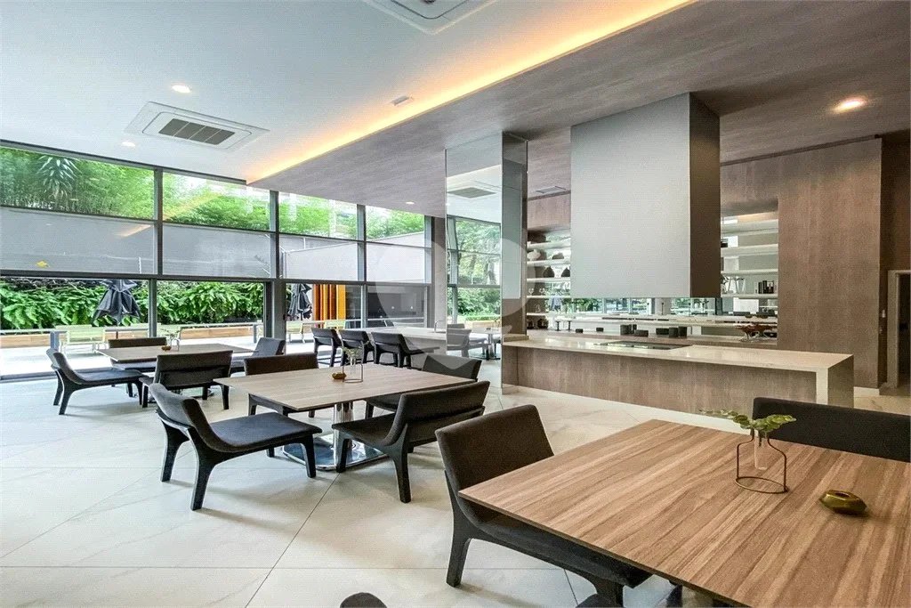 Apartamento à venda na Vila Mariana. Localização espetacular!