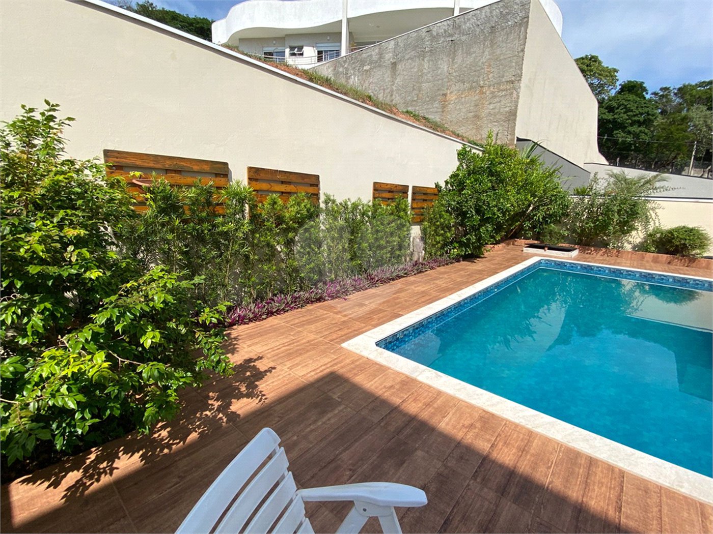 Linda casa Condomínio Santa Isabel I