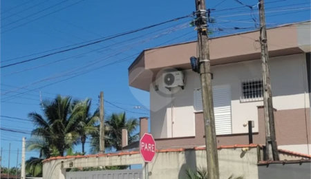 Casa à venda com 2 suítes em Rio da Praia, Bertioga, SP