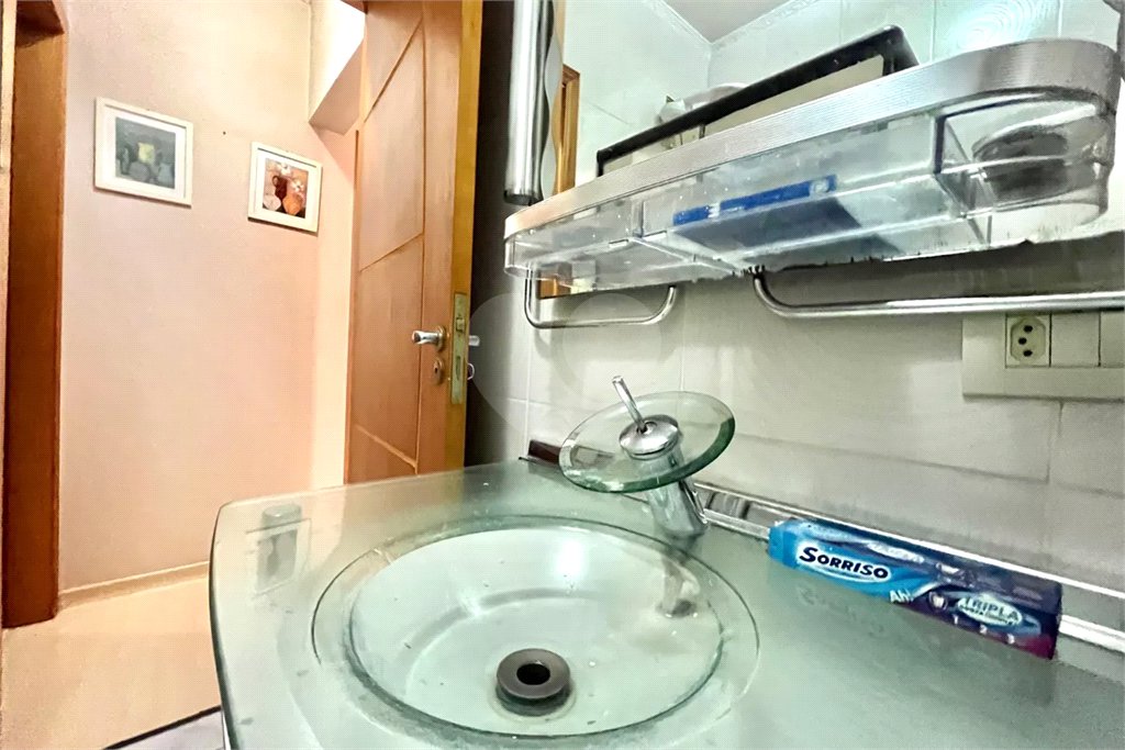 Sobrado espaçoso à venda com 220m² no Planalto Paulista