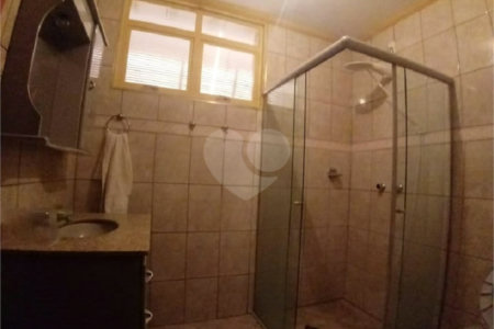 Sobrado à venda com 4 quartos, em Residencial Itamarati