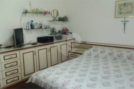 APARTAMENTO PRÓXIMO METRÔ SÃO JUDAS.