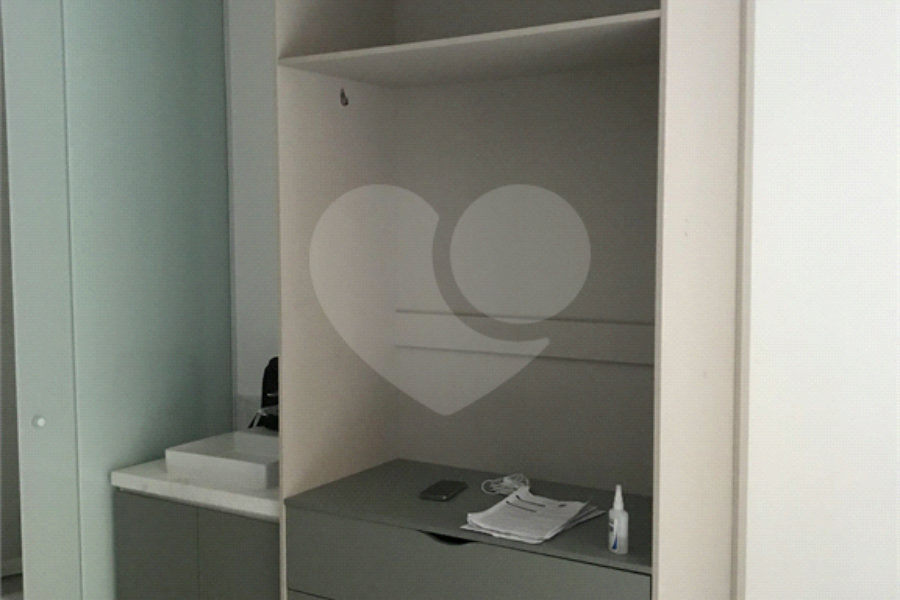 Studio novo com 34m². Imóvel recém entregue.