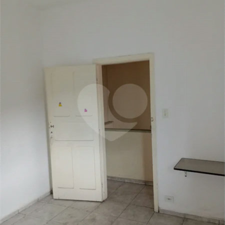 PREDIO COM 2 CASAS NO SACOMÃ