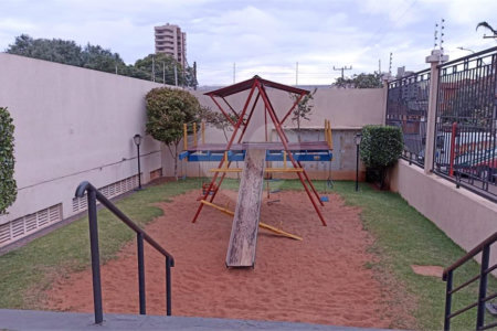 Apartamento no Edifício Residencial Torres di Italia.