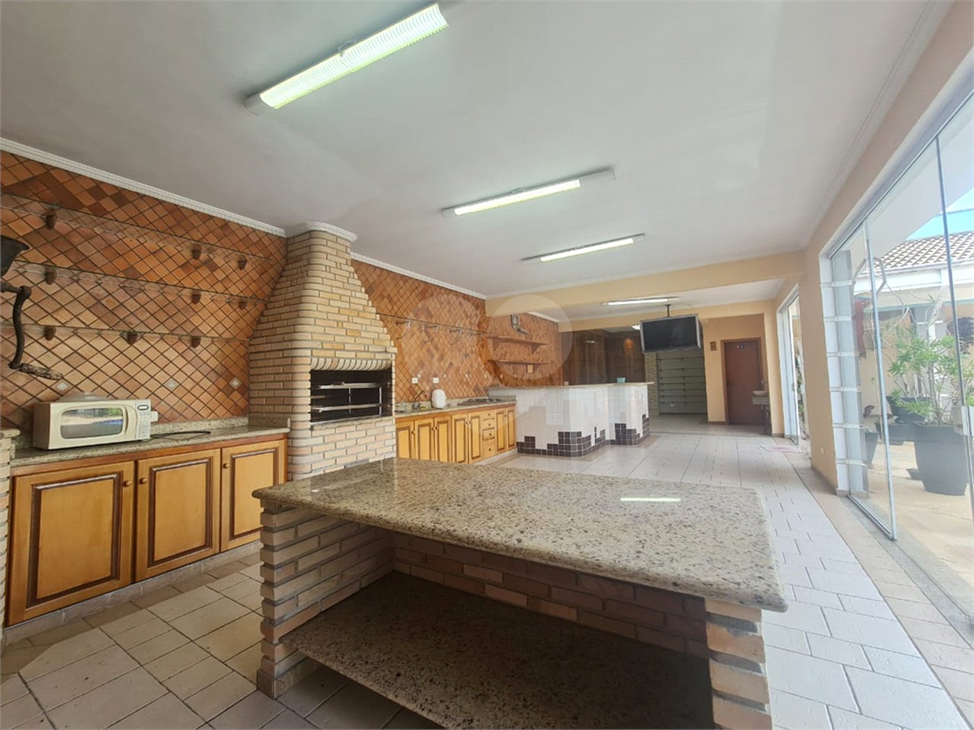 Casa à venda com 3 suítes em Interlagos, São Paulo, SP