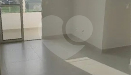 Apartamento à venda com 3 quartos, sendo 1 suíte,  em Jardim Paraíso, São Carlos, SP