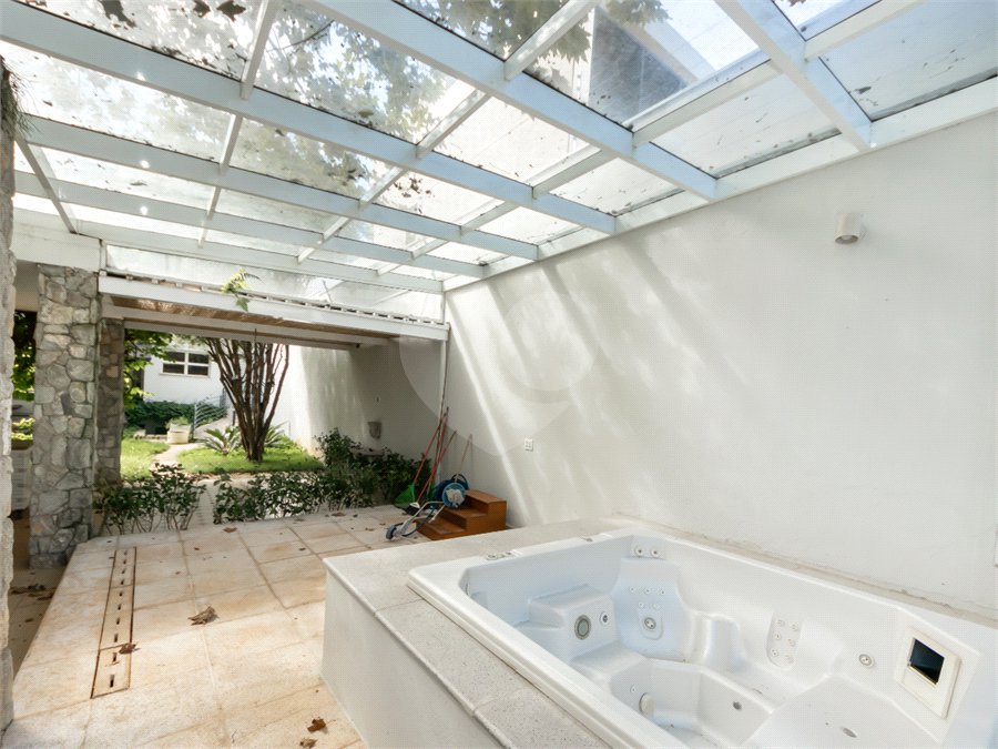 Casa com 4 quartos a venda Vila Nova Conceição, São Paulo - SP