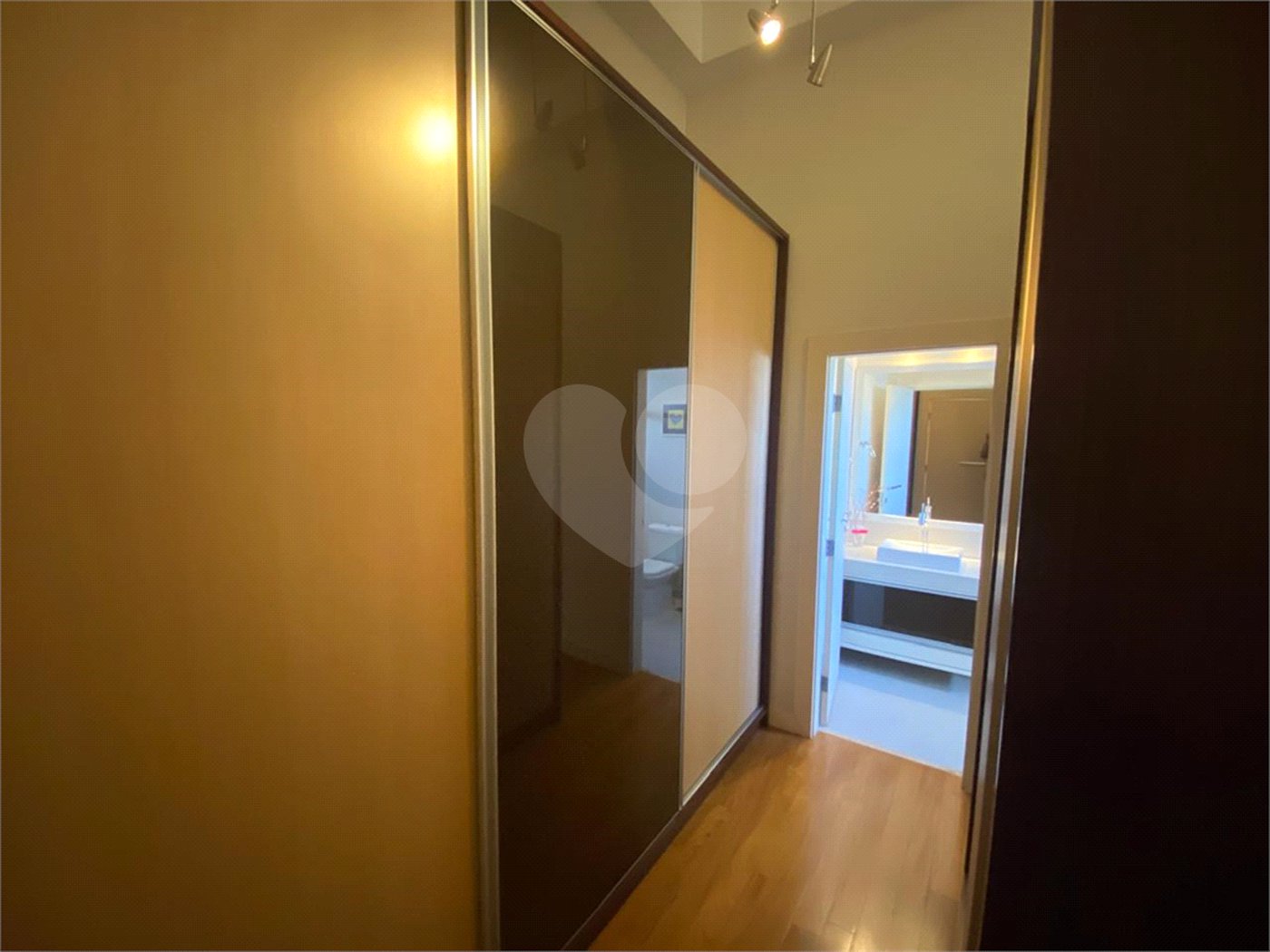 Casa á venda condomínio Damha I