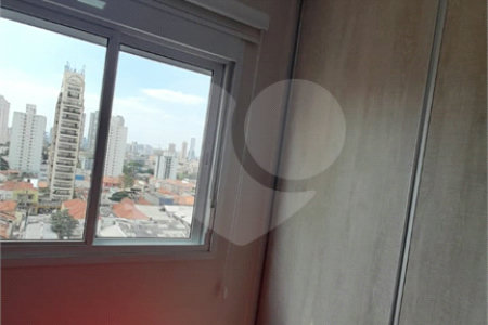 Apartamento na Mooca com 77m2 com 3 dormitórios sendo 1 suíte, 3 banheiros, 2 vagas de garagem
