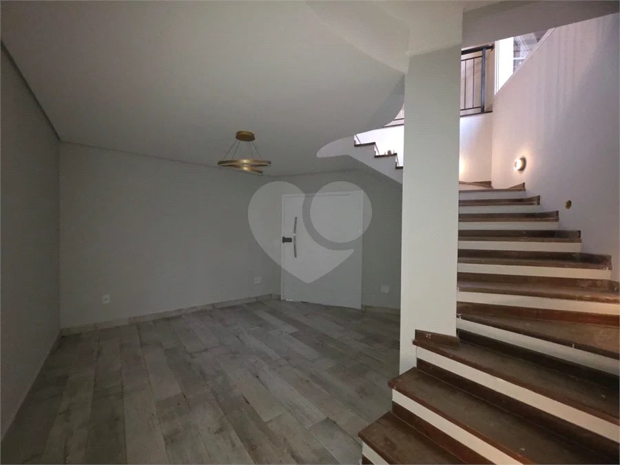 Casa à venda com 4 suítes no condomínio Residencial Jardim Primavera, Louveira - SP