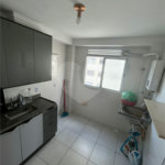 Apartamento de 44m² com vaga na garagem.