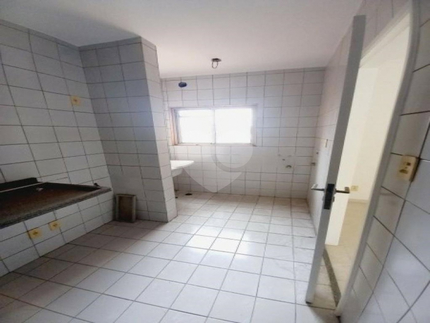 Apartamento à venda com 3 quartos, sendo 1 suíte, em Vila Santa Catarina, São Paulo, SP