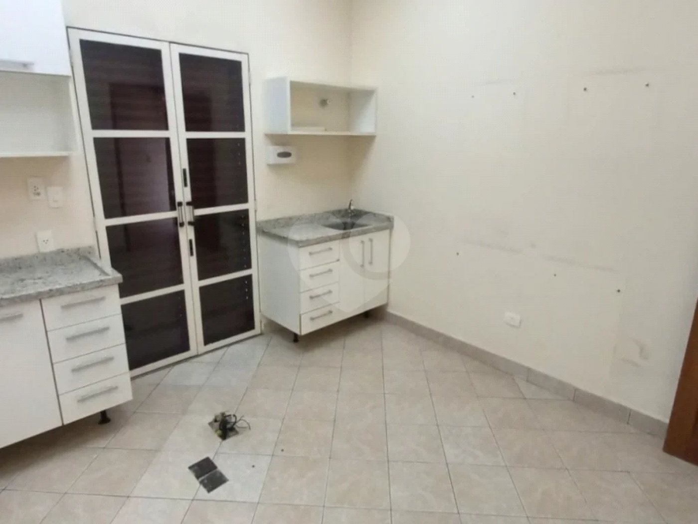 Sobrado comercial para locação em Perdizes | 160m² | 2 Andares | 7 Salas
