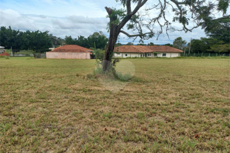 Loteamento Residencial no Condomínio Vila Pinhal do Broa