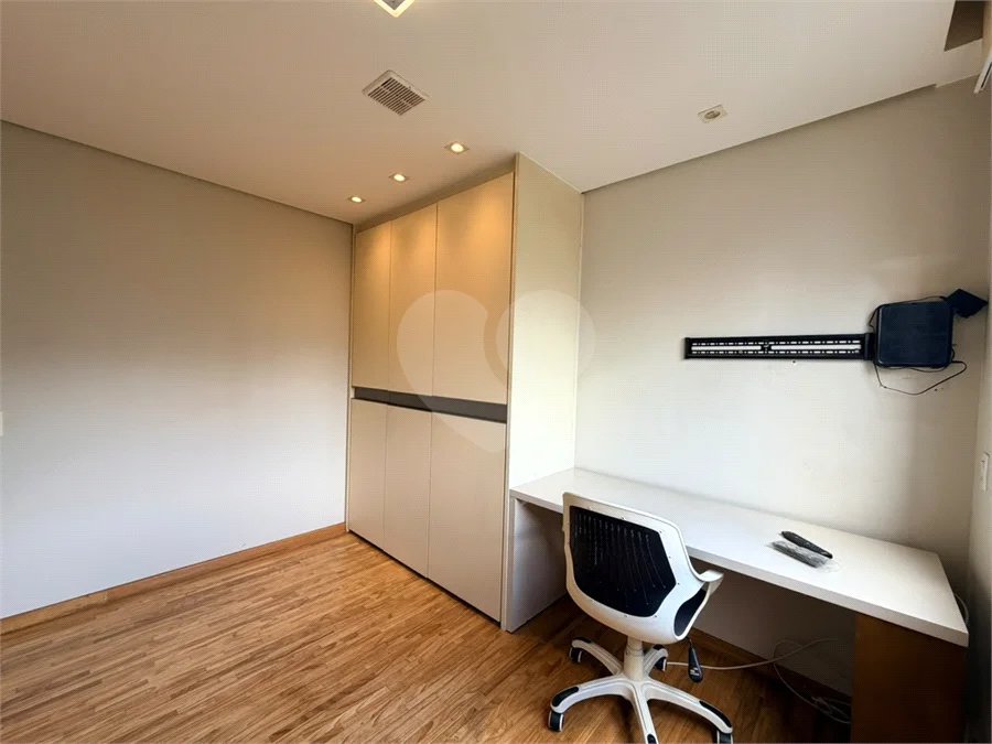 Apartamento à venda com 3 suítes em Vila Mariana, São Paulo, SP
