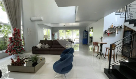 Casa à venda ou para alugar com 4 quartos, sendo 2 suítes,  no condomínio Monte Alegre, Piracicaba - SP