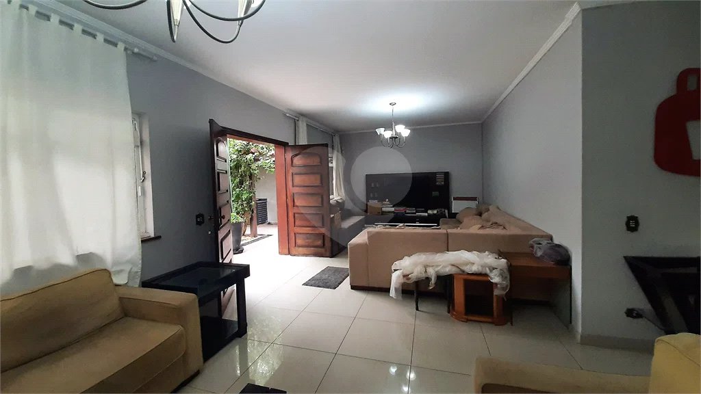 Vende-se Casa incrível no Jardim Prudência!