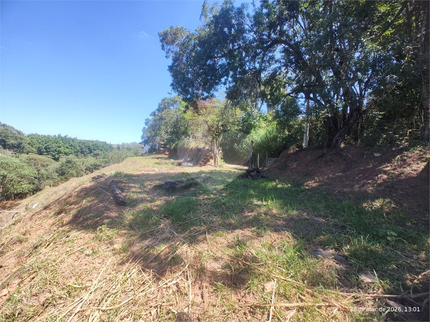 Área rural em Piracaia com 3.289 metros, ótima para chácara, as margens do rio Cachoeira