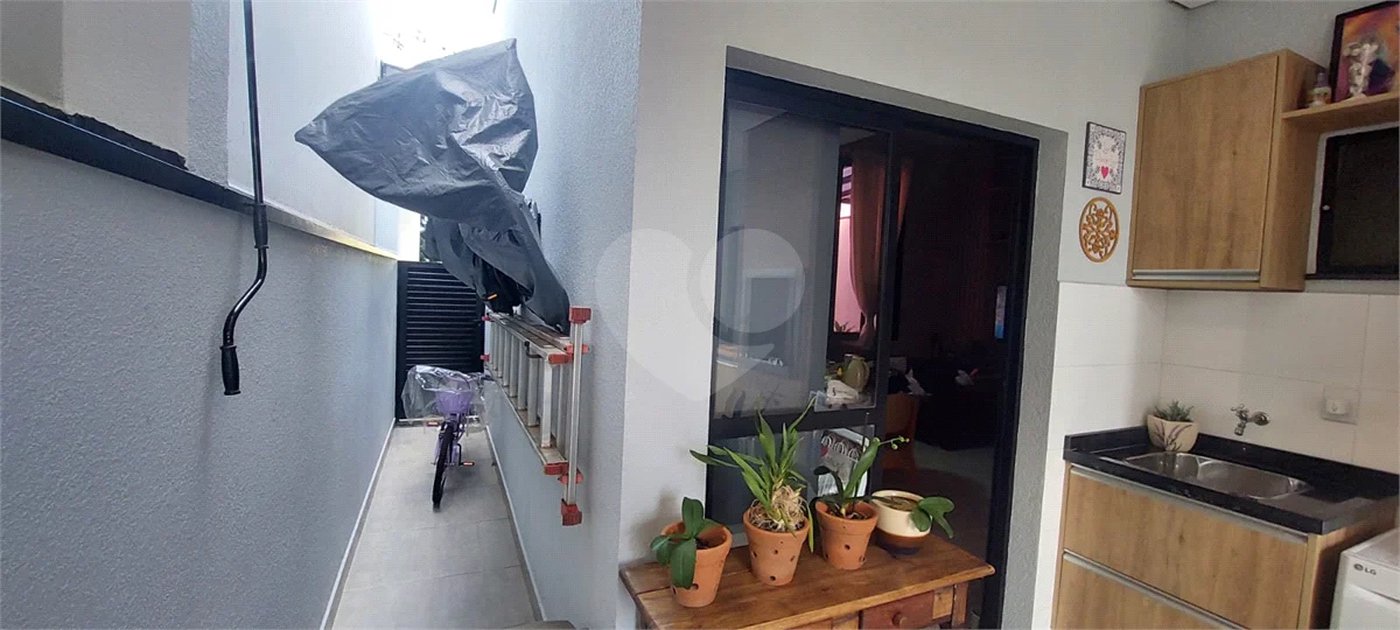 Casa Térrea Venda Condomínio Park Real 03 dormitórios 01 suíte