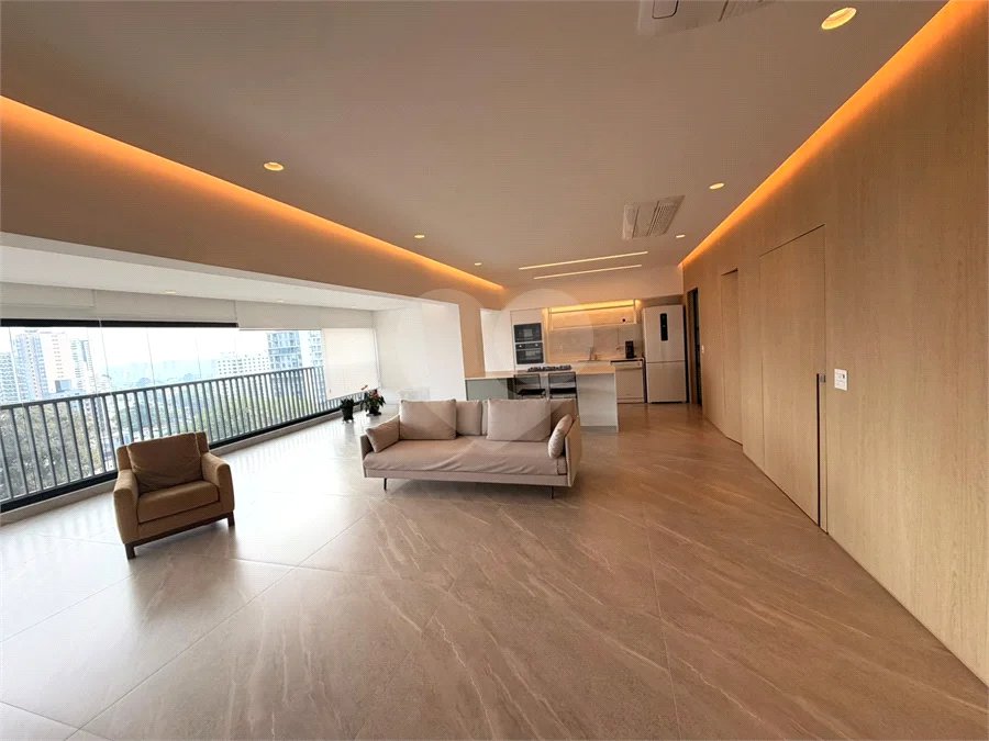 Apartamento para alugar com 2 suítes em Alto da Boa Vista, São Paulo, SP