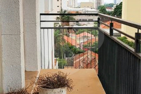 Apartamento no Condomínio Torello Dinucci