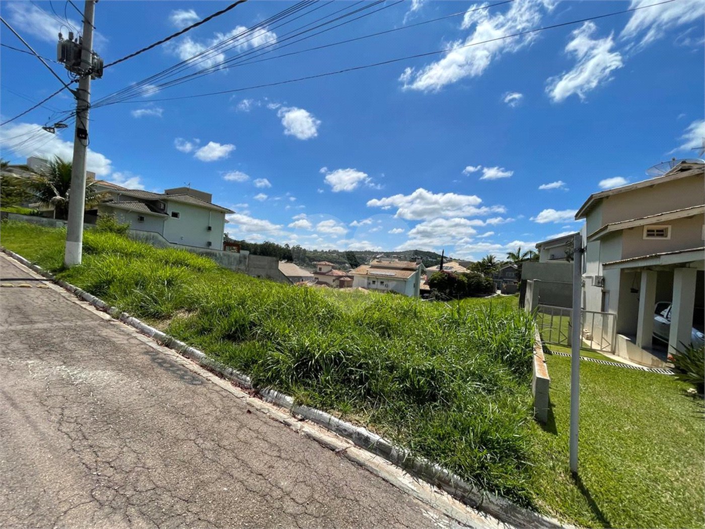 Terreno à venda em Villaggio Capríccio, Louveira, SP