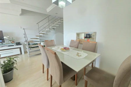 Apartamento / Cobertura Duplex a Venda no Edifício Roma em Vinhedo/SP