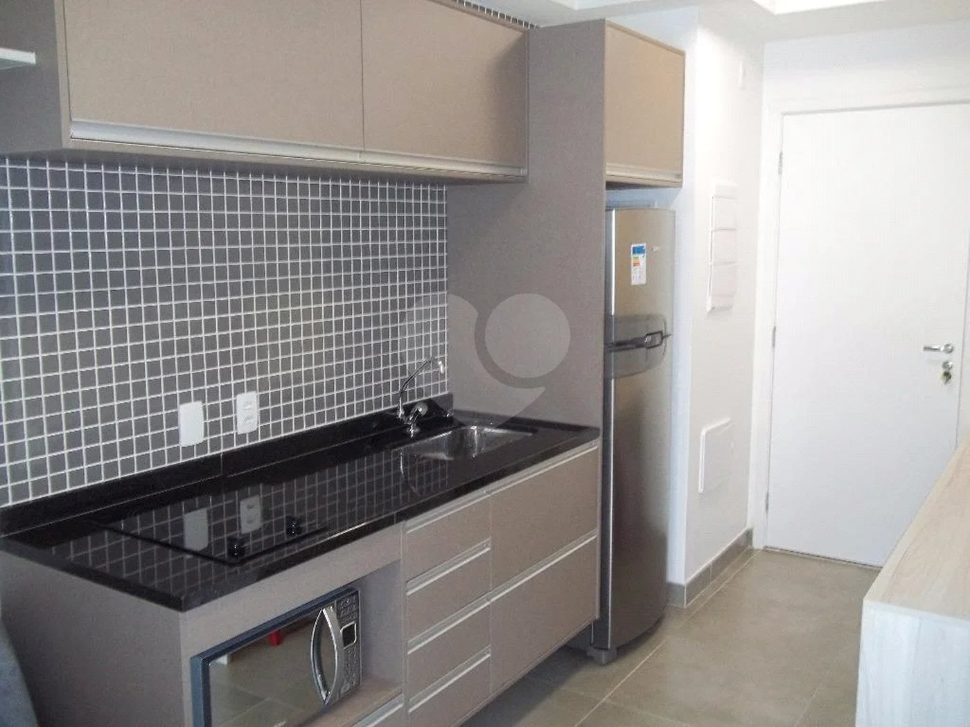 Studio para locação na Consolação com vaga de garagem