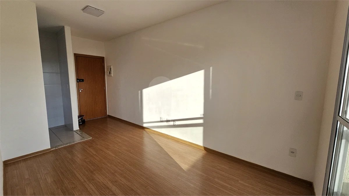 Apartamento para venda no Edifício Piazza Turin, bairro Glebas Califórnia, Piracicaba/SP.