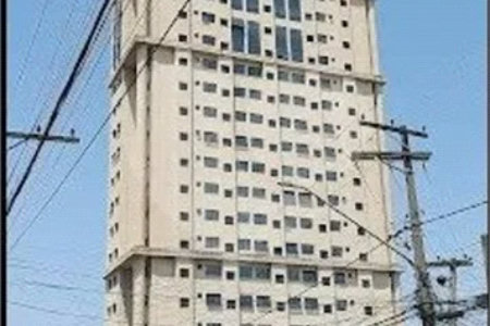 Sala comercial com 35m² , 1 vaga , 1 banheiro , à venda na Penha.