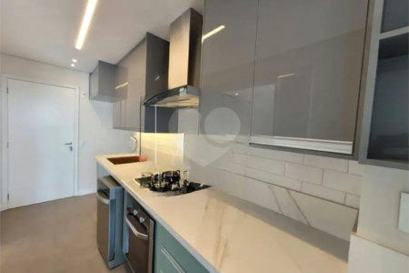 Apartamento à venda com 3 quartos, sendo 2 suítes, em Cambuci, São Paulo, SP