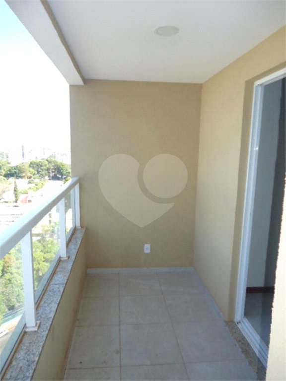 Apartamento no Condomínio Via Campus.