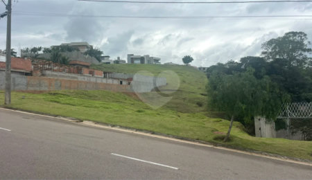 Terreno à venda no condomínio Residencial Campo de Toscana, Vinhedo - SP